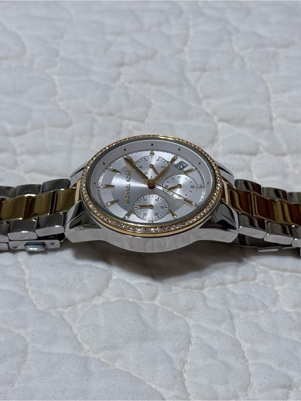 Michael Kors Watch - Picture 3 of 6